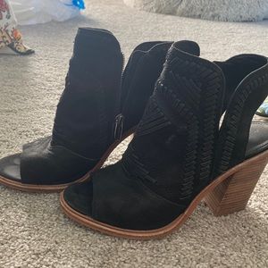 Black open toed sandal heels